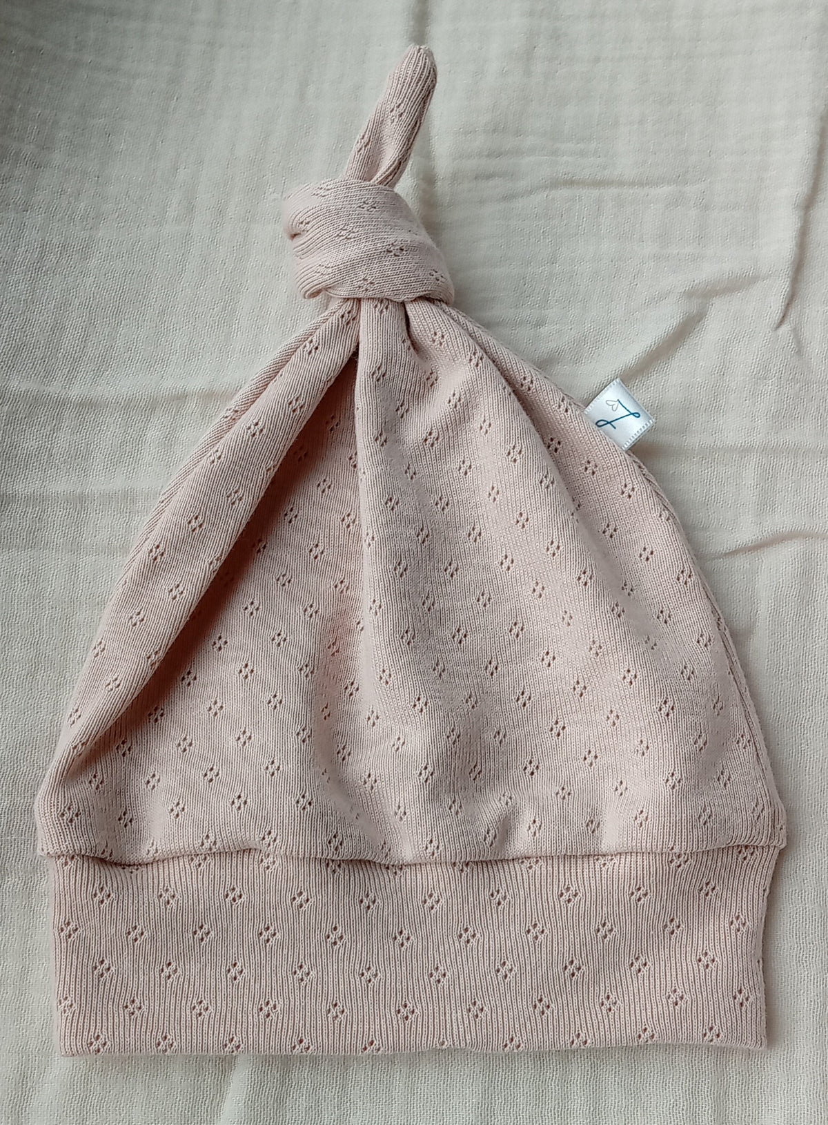 Mutsje roze pointelle 3-6M