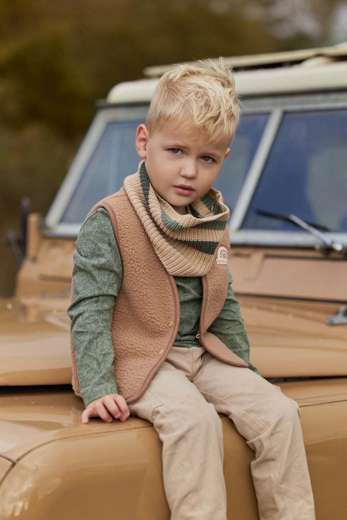 Gebreide sjaal "Warm Taupe"
