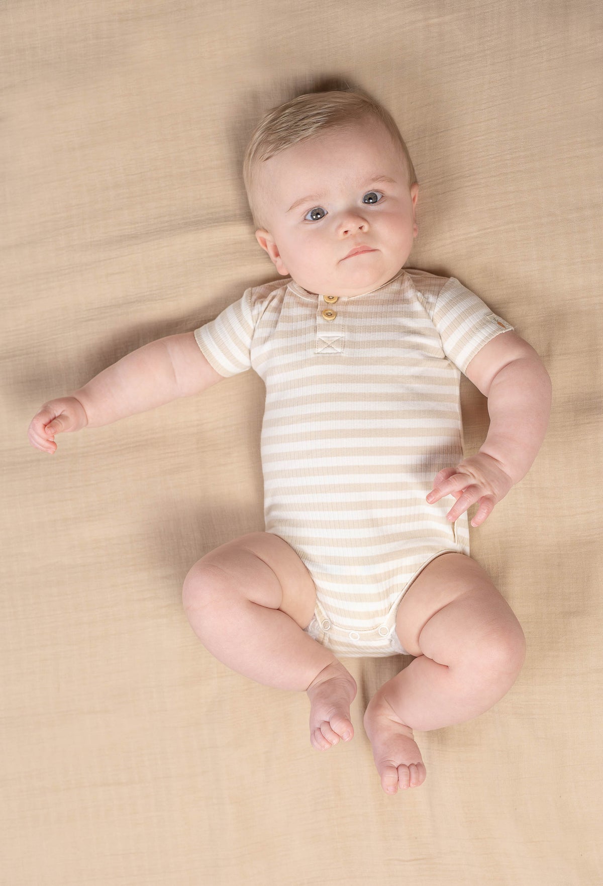 Romper korte mouw Stripe Zand maat 62