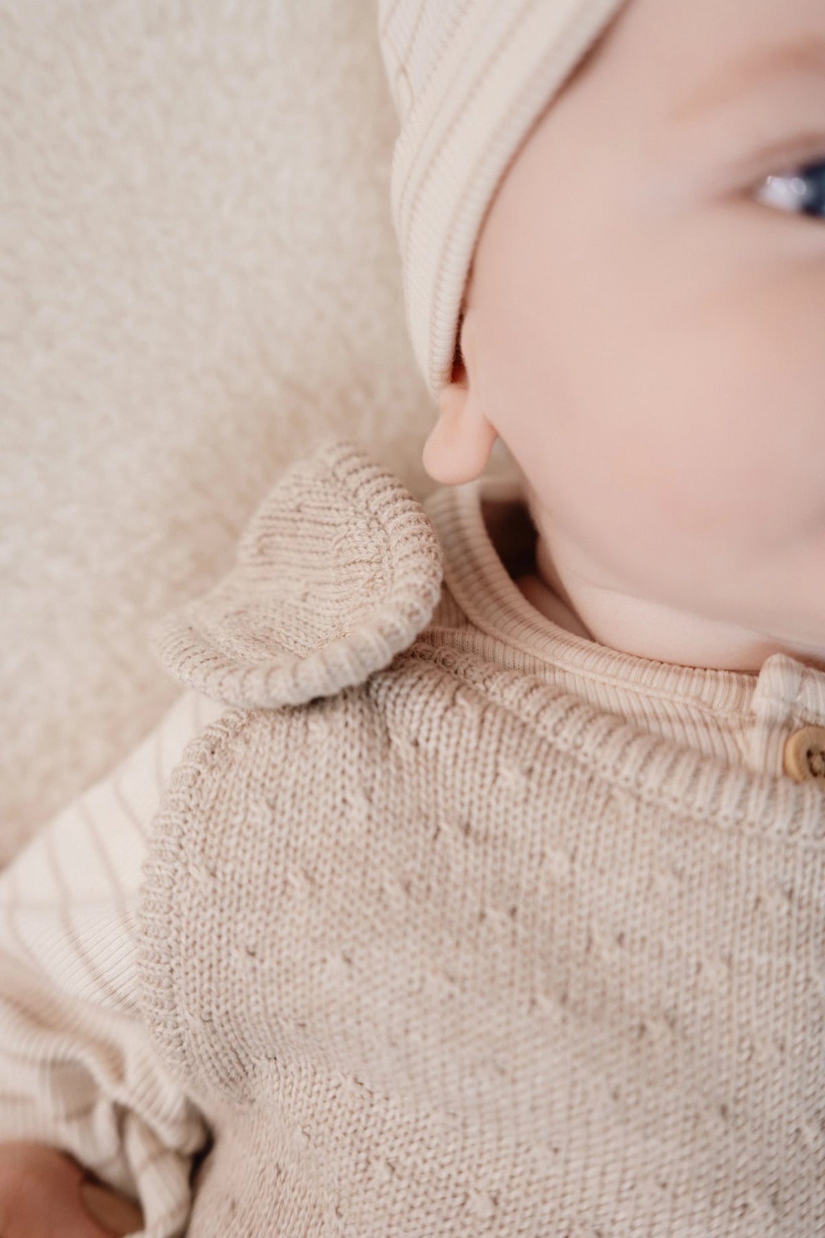 Gebreid boxpakje beige Little Goose